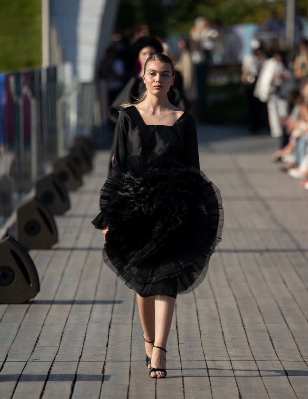 Jies Pleated Short Dress (black)