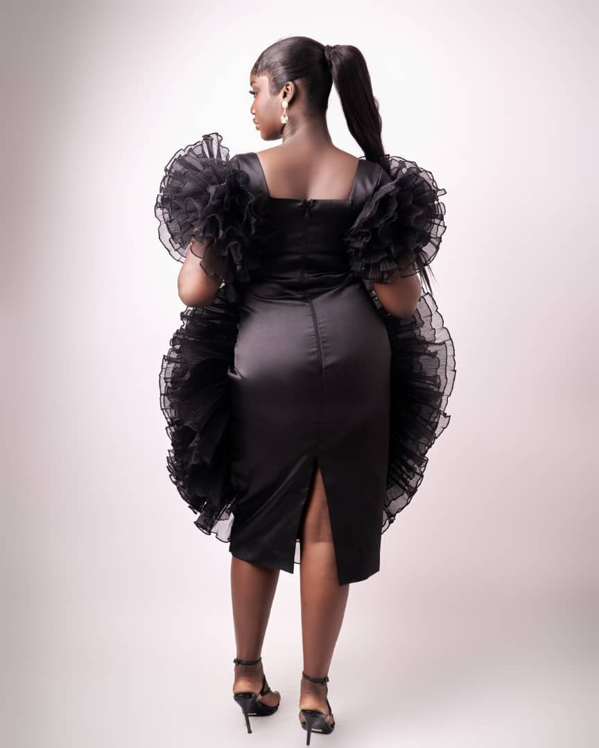ROSETTE BLACK DRESS