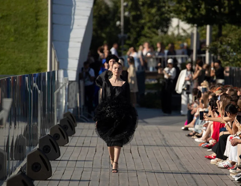 Rosette Three Quarter Pencil Dress (black)