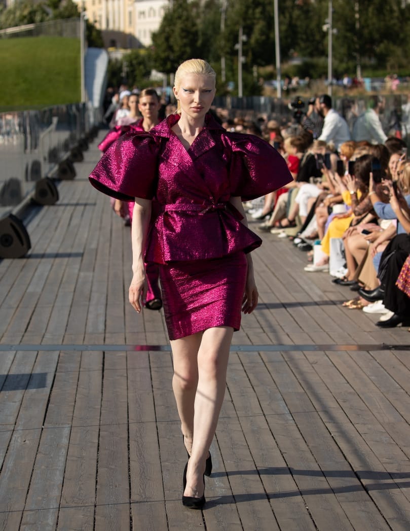 Rush pink damask wrap blouse with short pencil skirt